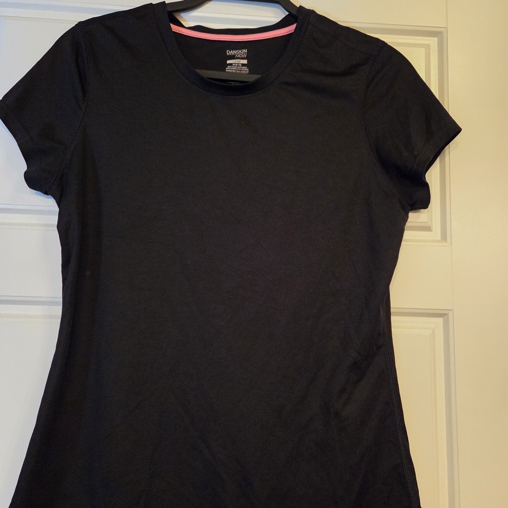 Danskin Now Women's Black Short Sleeve Tee